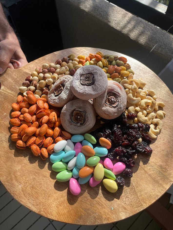 How to Create a Unique Charcuterie Board and Wow your Friends!